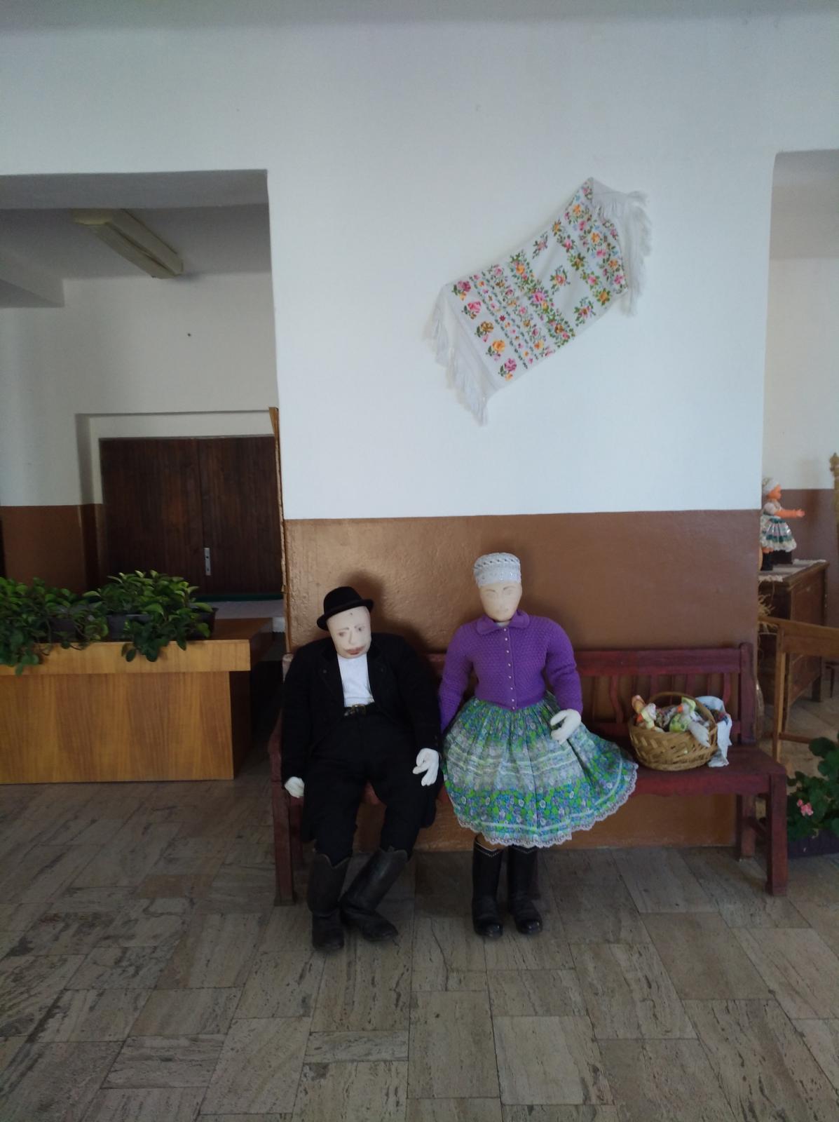 Fotogaléria 50.výročie otvorenia novej budovy školy (7) 50.výročie otvorenia novej budovy školy